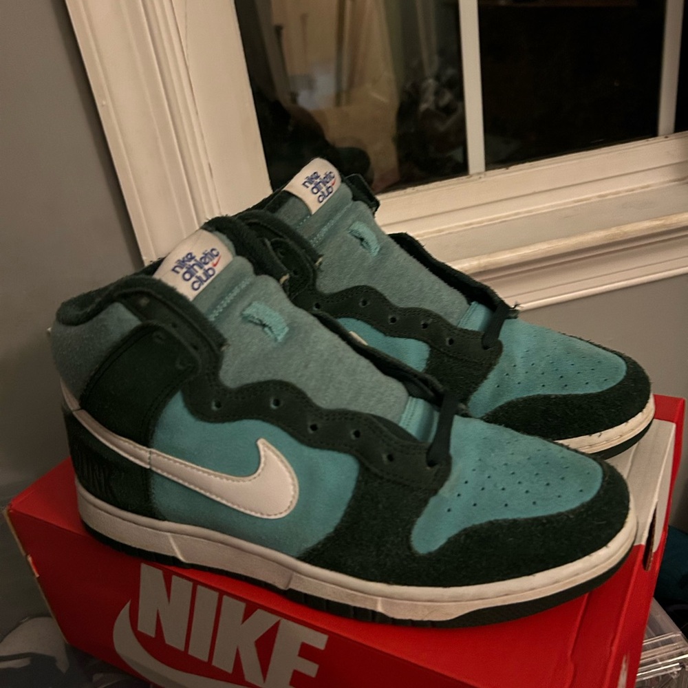 Nike dunk high pro green